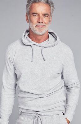 Faherty Legend Pullover Hoodie in Fossil Grey Twill