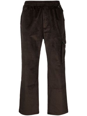 Family First corduroy velvet-finish cargo trousers - Brown