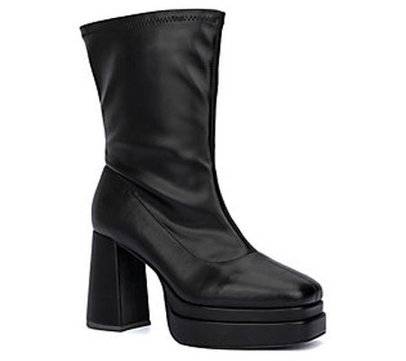 Fashion To Figure Women's Keira Bootie