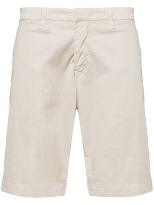 Fay mid-rise logo-patch straight-leg chino shorts - Neutrals