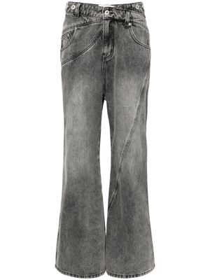 Feng Chen Wang cross-waistband straight-leg jeans - Grey