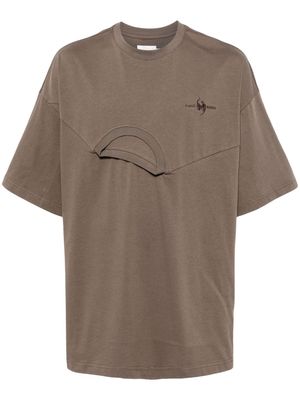 Feng Chen Wang logo-embroidered panelled T-shirt - Brown
