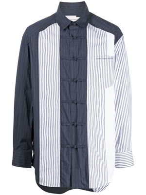 Feng Chen Wang logo-embroidered striped panelled shirt - Blue