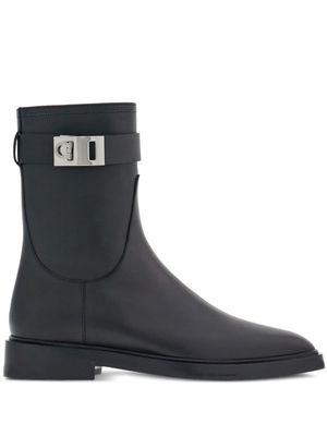Ferragamo Gancini-buckle leather ankle boots - Black