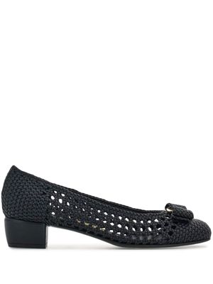 Ferragamo Vara woven pumps - Black