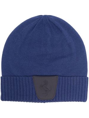 Ferrari logo-patch knitted beanie hat - Blue