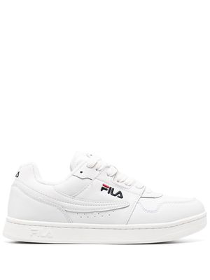 Fila embroidered logo low top sneakers - White