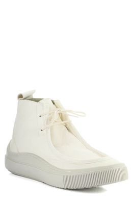 Fly London Syas Chukka Boot in Off White Bio