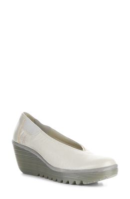 Fly London Yoza Wedge Ballet Shoe in 013 Silver Borgogna