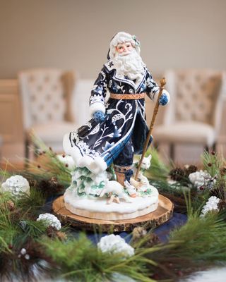 Forest Frost Bristol Holiday Santa Figurine
