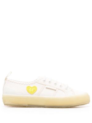 Forte Forte patch detail sneakers - White