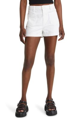 FRAME High Waist Patch Pocket Shorts in Blanc