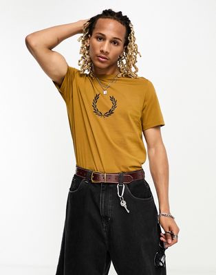 Fred Perry laurel wreath graphic T-shirt in dark caramel-Brown