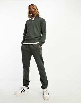 Fred Perry loopback sweatpants in field green