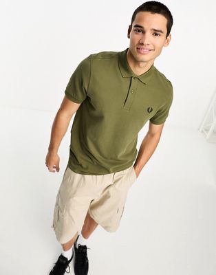 Fred Perry plain polo shirt in uniform green