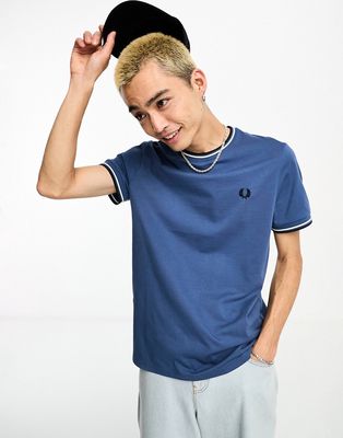 Fred Perry twin tipped t-shirt in midnight blue