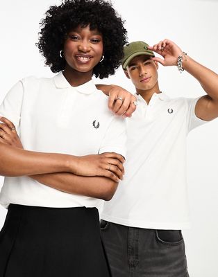 Fred Perry unisex plain polo shirt in white