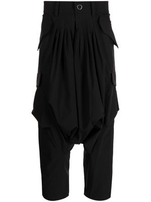 Fumito Ganryu Poly pleat-detailing drop-crotch trousers - Black