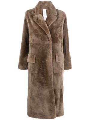 FURLING BY GIANI notched-collar shearling coat - Brown