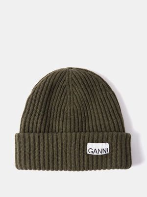 Ganni - Logo-patch Ribbed-knit Beanie Hat - Womens - Khaki
