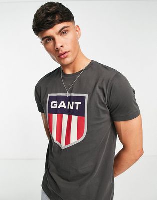 GANT retro shield logo T-shirt in graphite-Gray