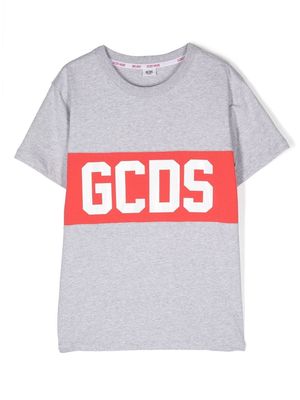 Gcds Kids logo-print detail T-shirt - Grey