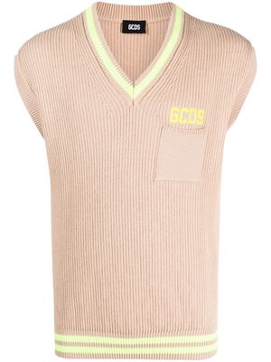 Gcds logo-intarsia v-neck knit vest - Brown