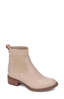 GENTLE SOULS BY KENNETH COLE Best Chelsea Boot in Hazel