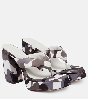 Gia Borghini Gia 17 Uni camouflage platform thong sandals