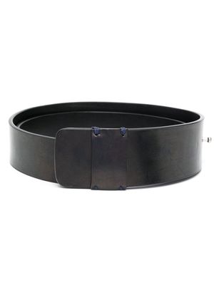 Gianfranco Ferré Pre-Owned 2000s pin-fastening leather belt - Black