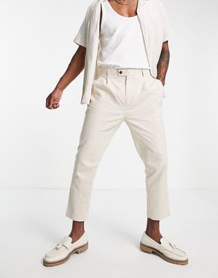 Gianni Feraud pleated crop pants in cream-White