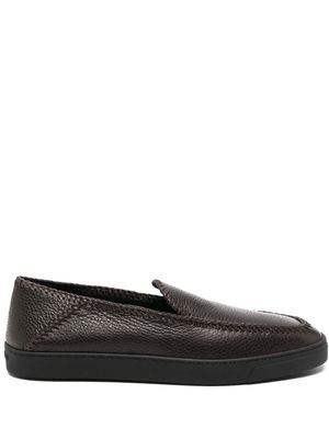Giorgio Armani whipstitch-detail leather loafers - Brown