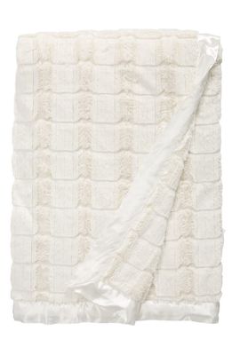 Giraffe at Home Luxe Waterfall Extra Large Throw Blanket in Cream