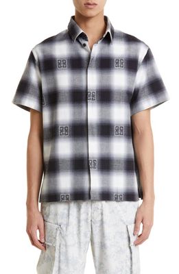 Givenchy Boxy Fit 4G Check Print Short Sleeve Flannel Button-Up Shirt in Black/White
