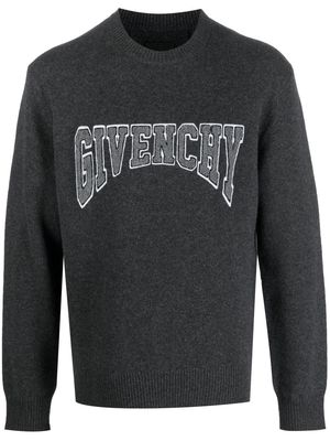Givenchy logo-patch crew neck jumper - Grey