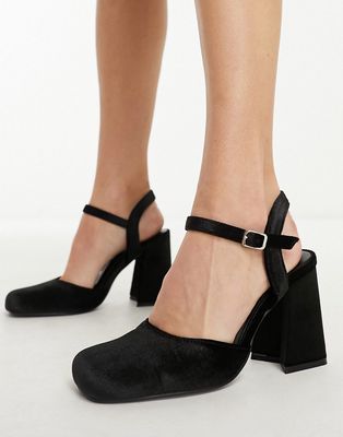 Glamorous block heeled shoes in black