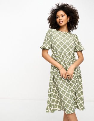 Glamorous puff sleeve tiered skirt midi dress in green check