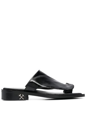 GmbH Kaan high-shine sandals - Black