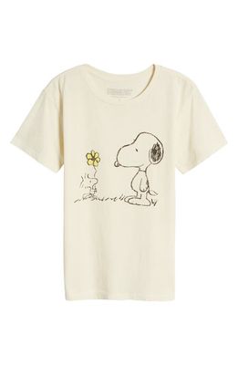 GOLDEN HOUR Peanuts Snoopy & Woodstock Cotton Graphic T-Shirt in Washed Marshmallow