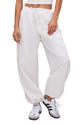 Good American Parachute Cargo Joggers in Cloud White001