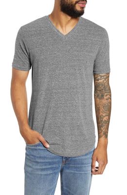 Goodlife Triblend Scallop V-Neck T-Shirt in Heather Grey