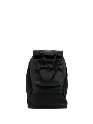 GR10K buckle-fastening waterproof backpack - Black