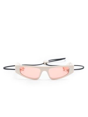 Gucci Eyewear cat eye-frame tinted sunglasses - Neutrals