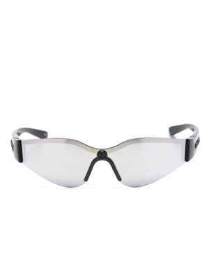 Gucci Eyewear Interlocking G shield-frame sunglasses - Black