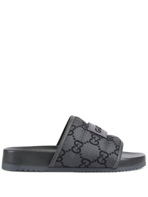 Gucci GG Damier padded slides - Grey