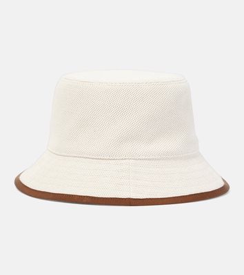 Gucci Logo canvas bucket hat