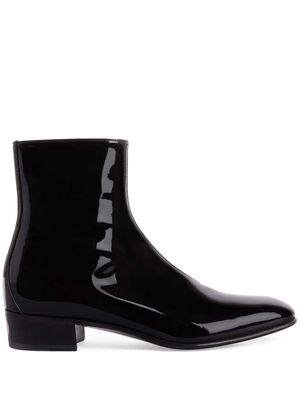 Gucci logo-print ankle boots - Black