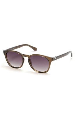 GUESS 54mm Gradient Round Sunglasses in Shny Drk Grn /Grdnt Grn