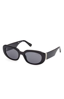 GUESS 54mm Oval Sunglasses in Shiny Black /Smoke