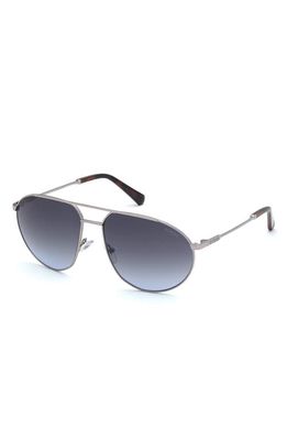 GUESS 60mm Gradient Aviator Sunglasses in Shny Gnmtl /Grdnt Smk